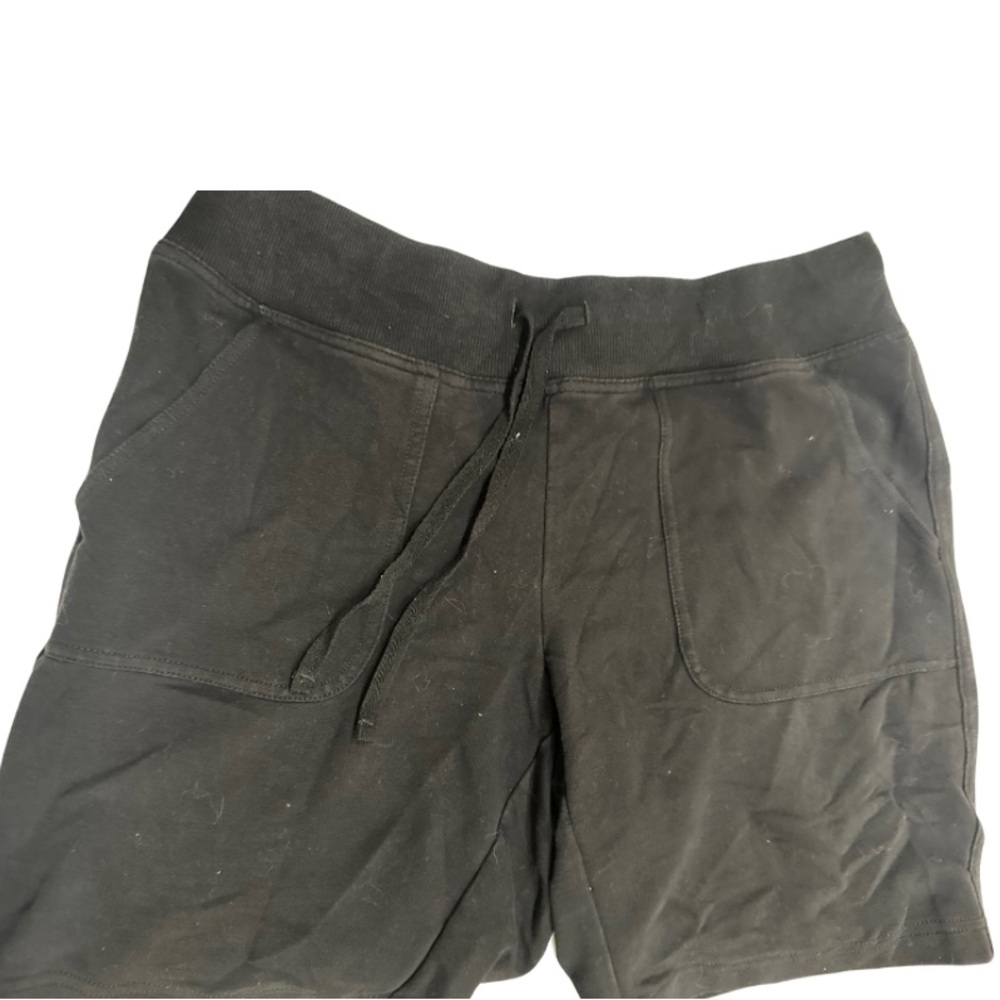 Black Pocket Cargo Shorts